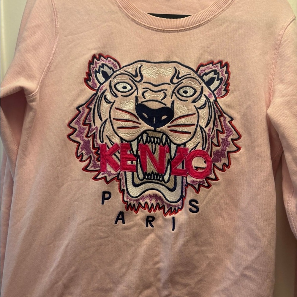 Kenzo Female Pink Tiger Sweatshirt in Baby Pink Size L